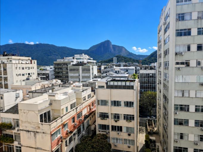 Ipanema penthouse for 4 with private pool — photo 2 of 22 (penthouse, Ipanema, Rio de Janeiro)