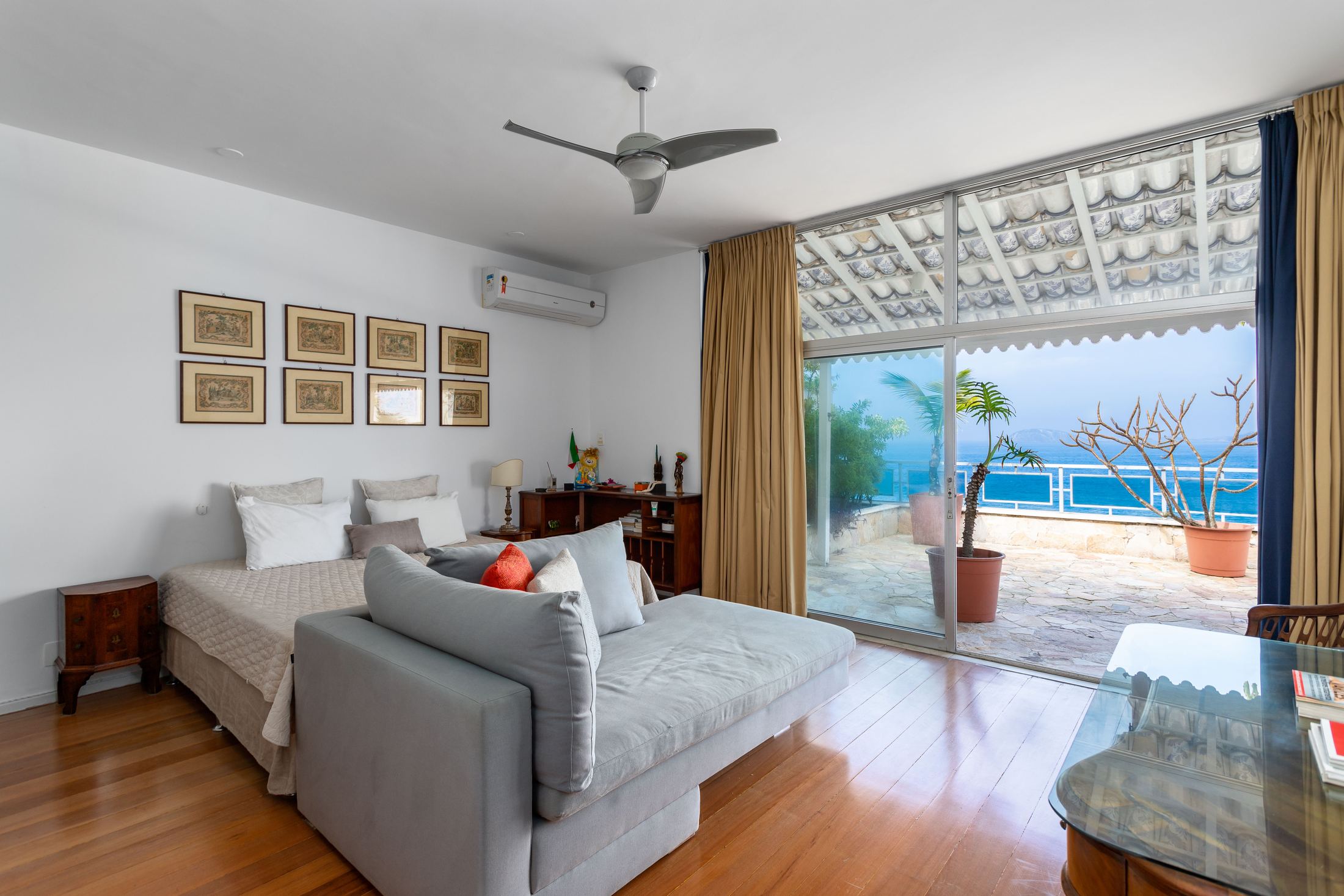 Ipanema Beach Linear Penthouse in Ipanema — photo 26