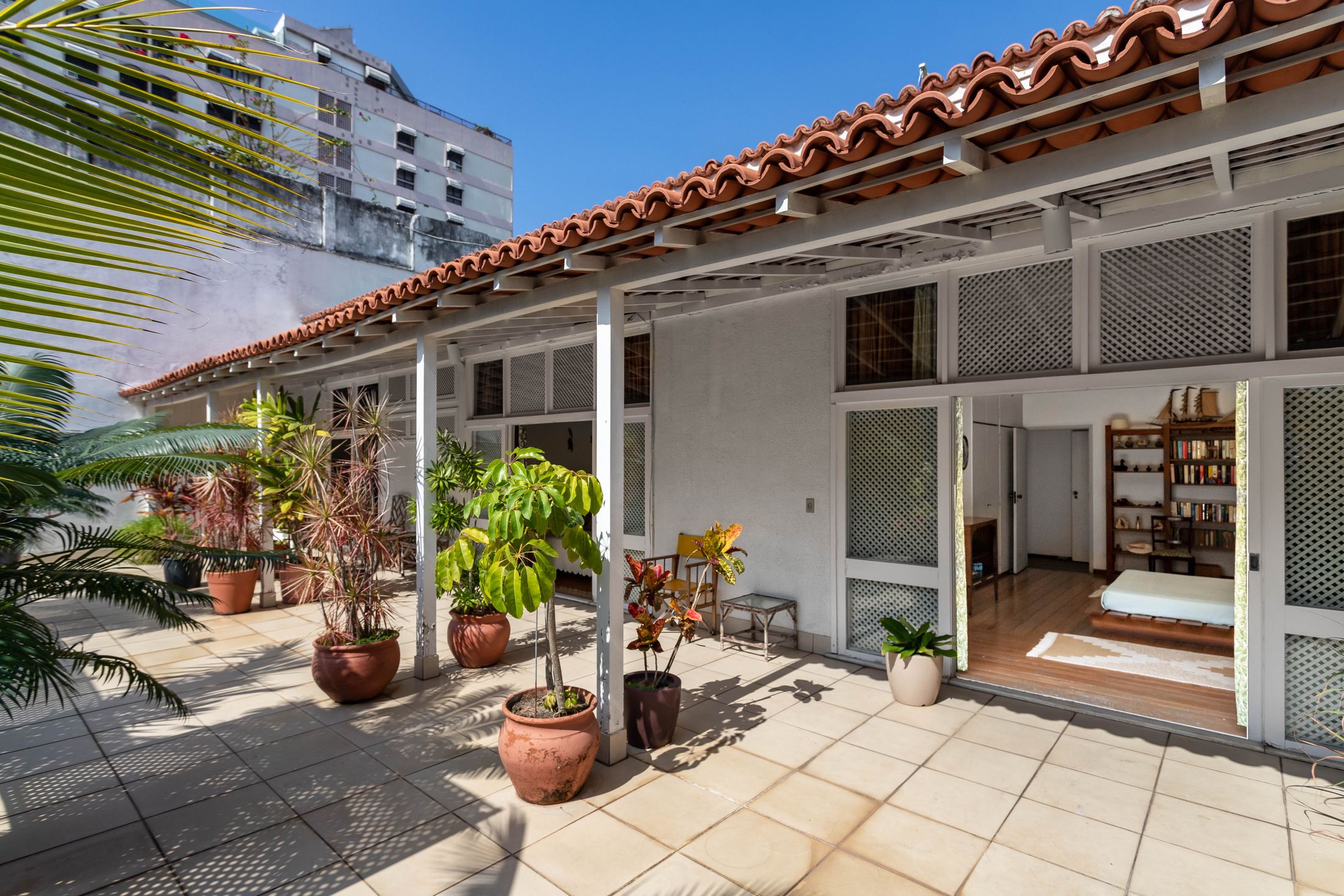 Ipanema Beach Linear Penthouse in Ipanema — photo 52