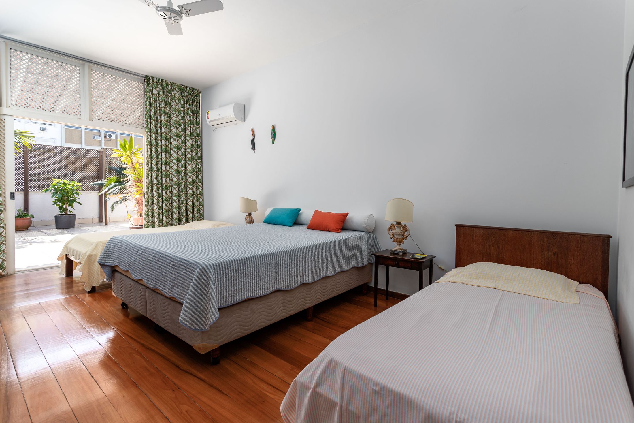 Ipanema Beach Linear Penthouse in Ipanema — photo 42