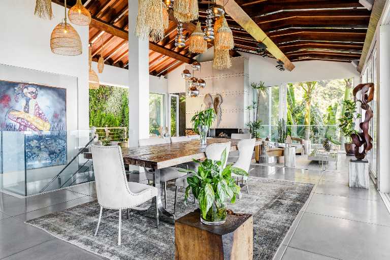 An Architectural Masterpiece Above the Atlantic with Refined Interiors & Oceanfront Living — photo 16 of 64 (villa, Joá, Rio de Janeiro)