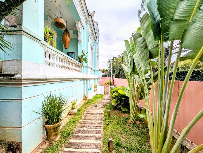 Spectacular house with 18 bedrooms in 10 separate apartments with private pools — photo 3 of 86 (house, Santa Teresa , Rio de Janeiro)