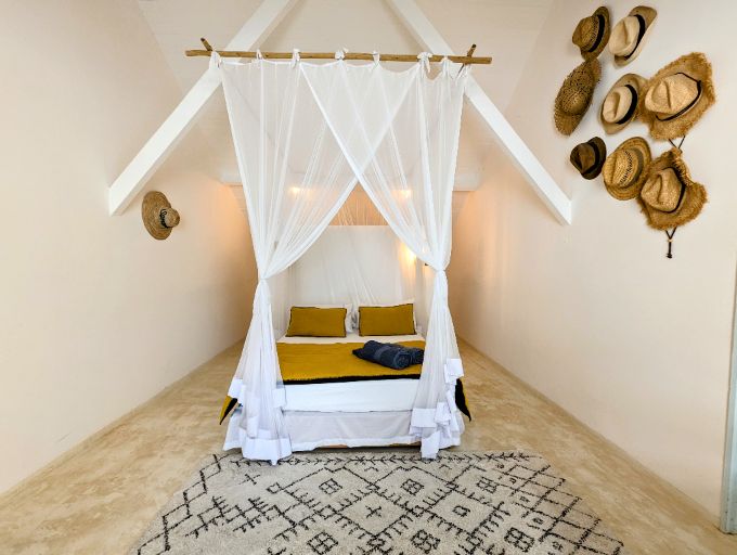 Spectacular house with 18 bedrooms in 10 separate apartments with private pools — photo 11 of 86 (house, Santa Teresa , Rio de Janeiro)