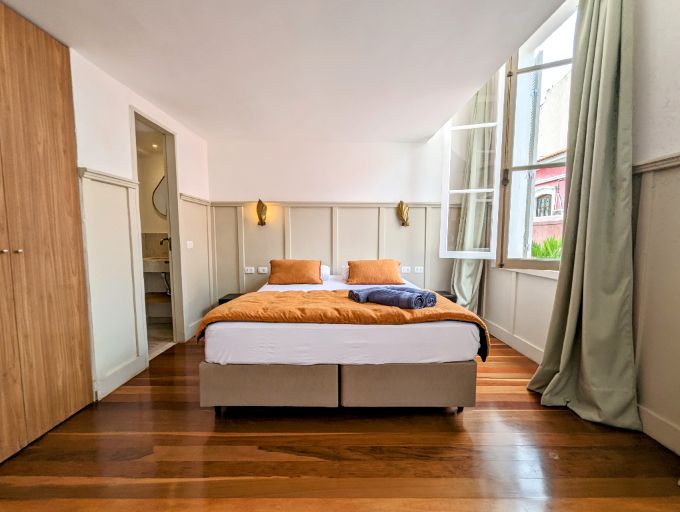 Spectacular house with 18 bedrooms in 10 separate apartments with private pools — photo 29 of 86 (house, Santa Teresa , Rio de Janeiro)