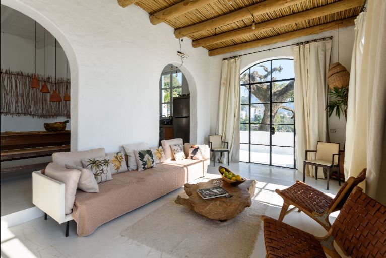 Spectacular house with 18 bedrooms in 10 separate apartments with private pools — photo 52 of 86 (house, Santa Teresa , Rio de Janeiro)