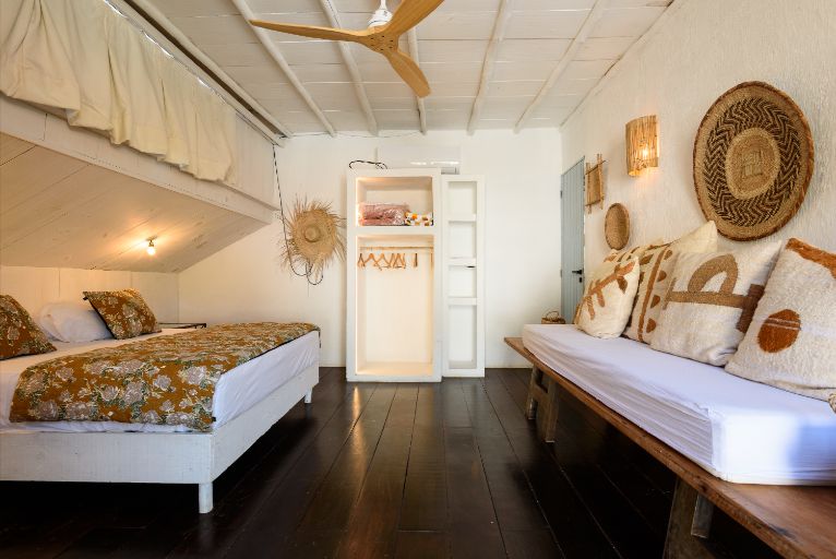 Spectacular house with 18 bedrooms in 10 separate apartments with private pools — photo 61 of 86 (house, Santa Teresa , Rio de Janeiro)