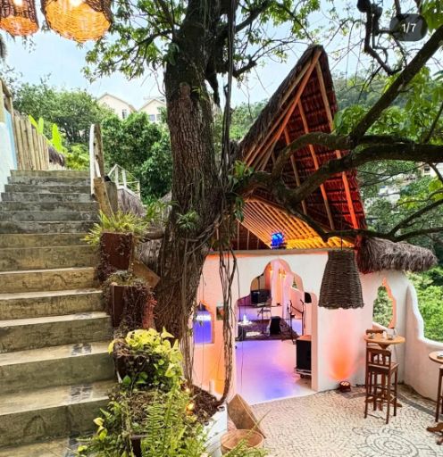Spectacular house with 18 bedrooms in 10 separate apartments with private pools — photo 76 of 86 (house, Santa Teresa , Rio de Janeiro)