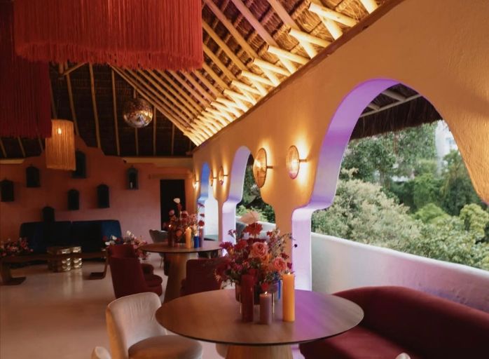 Spectacular house with 18 bedrooms in 10 separate apartments with private pools — photo 81 of 86 (house, Santa Teresa , Rio de Janeiro)