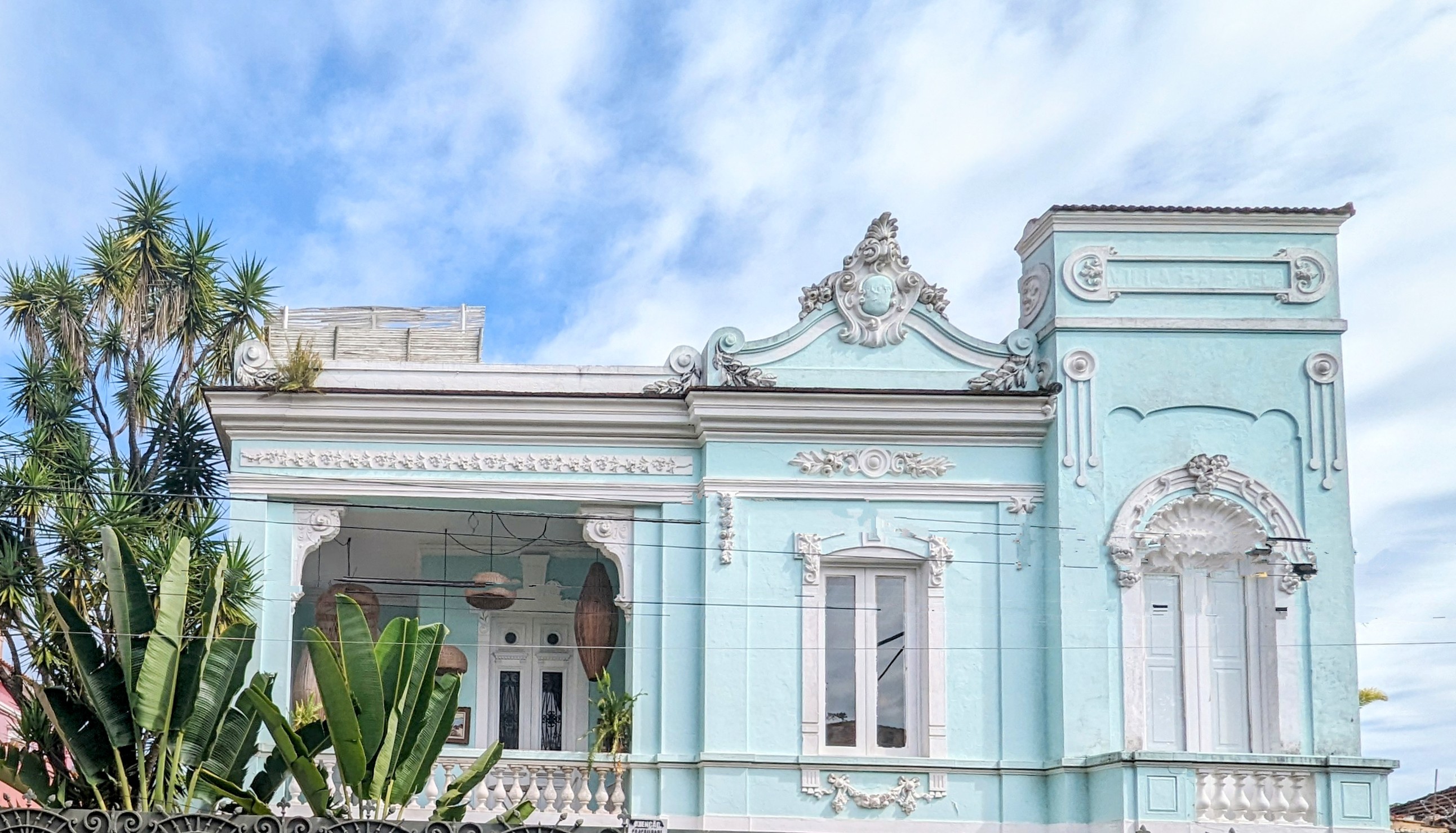 Spectacular house with 18 bedrooms in 10 separate apartments with private pools