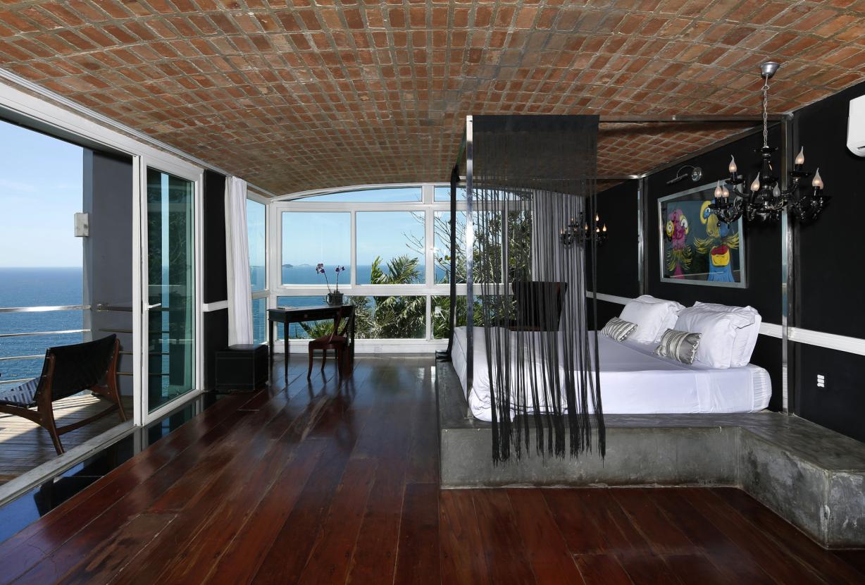 Boutique hotel with 7 suites, 2 pools and breathtaking views — photo 14 of 40 (hotel, Joà, Rio de Janeiro)