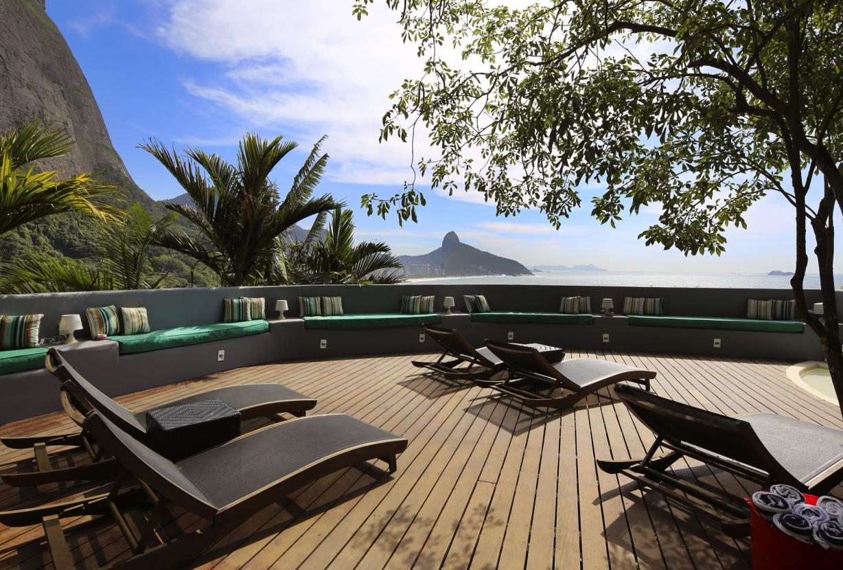 Boutique hotel with 7 suites, 2 pools and breathtaking views — photo 15 of 40 (hotel, Joà, Rio de Janeiro)