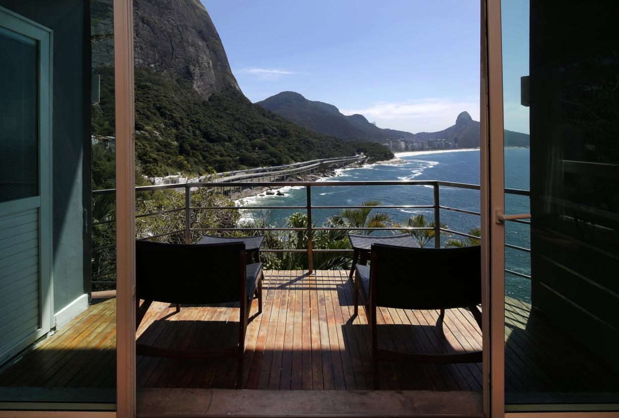 Boutique hotel with 7 suites, 2 pools and breathtaking views — photo 28 of 40 (hotel, Joà, Rio de Janeiro)