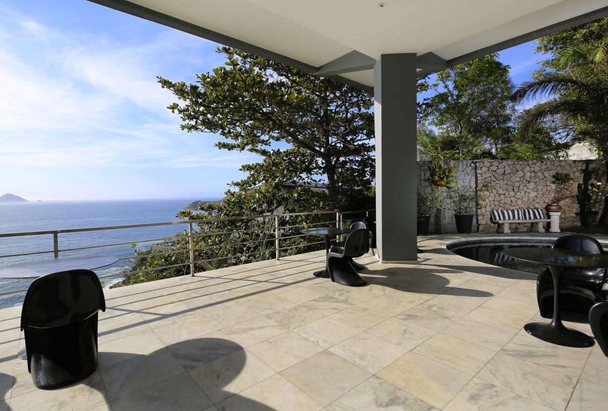 Boutique hotel with 7 suites, 2 pools and breathtaking views — photo 4 of 40 (hotel, Joà, Rio de Janeiro)