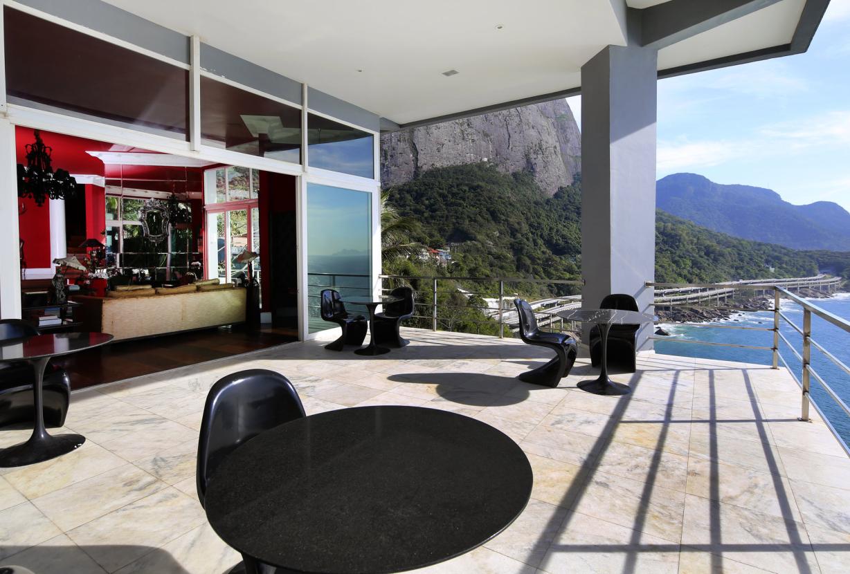 Boutique hotel with 7 suites, 2 pools and breathtaking views — photo 5 of 40 (hotel, Joà, Rio de Janeiro)