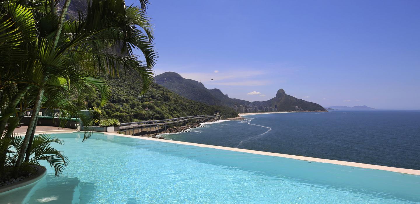 Boutique hotel with 7 suites, 2 pools and breathtaking views — photo 6 of 40 (hotel, Joà, Rio de Janeiro)