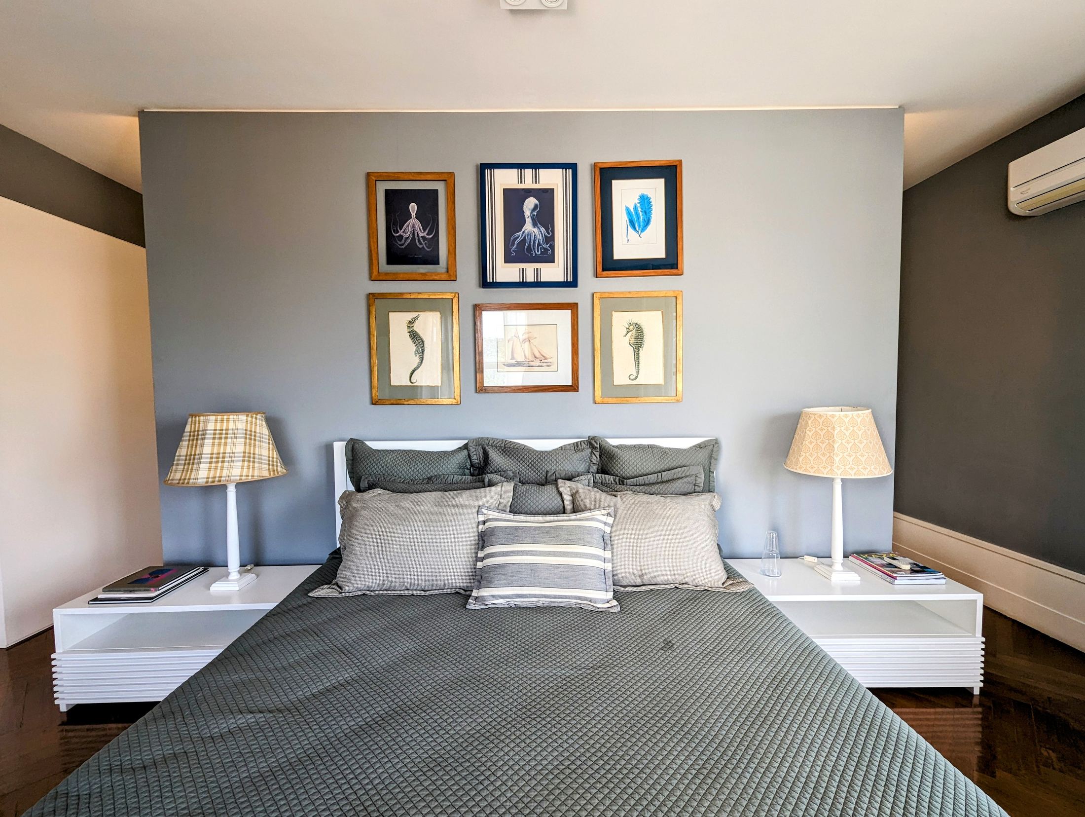 A spectacular 5-bedroom home—featuring 3 suites—with cinematic views of Christ the Redeemer and Sugarloaf Mountain. in Santa Teresa — photo 37
