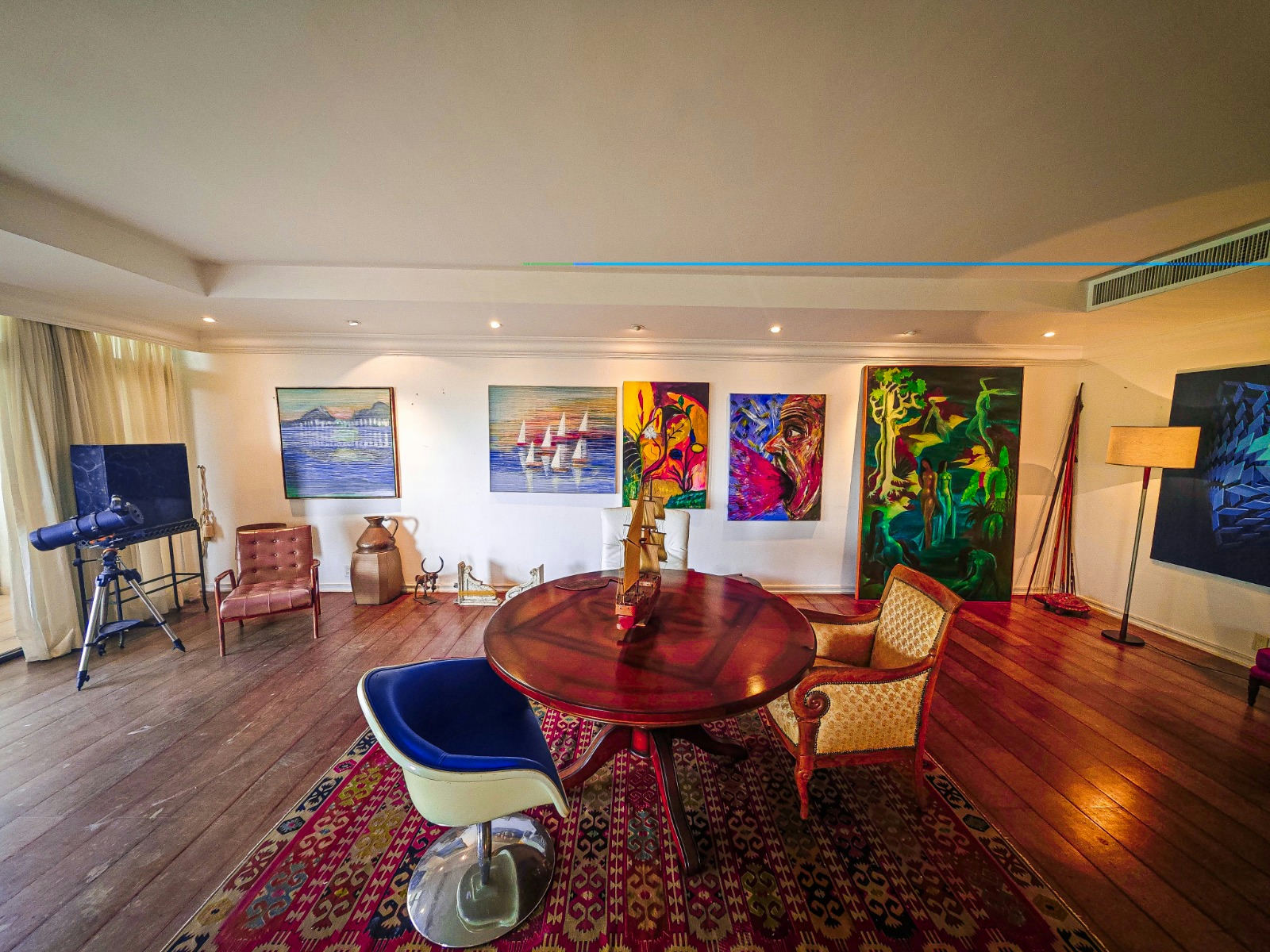 Superb apartment with 4 suites and a pool located in a prestigious building in Gávea in Gávea — photo 2