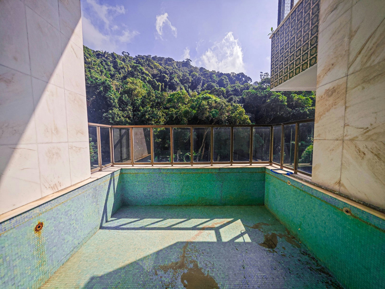 Superb apartment with 4 suites and a pool located in a prestigious building in Gávea — photo 62 of 77 (apartment, Gávea, Rio de Janeiro)
