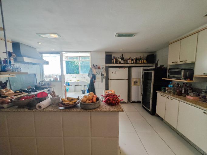 Magnificent apartment with 4 suites, a private pool and a sauna located in a prestigious building in Gávea — photo 20 of 61 (apartment, Gávea, Rio de Janeiro)
