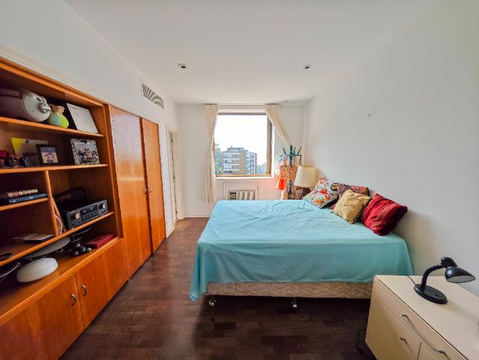 Magnificent apartment with 4 suites, a private pool and a sauna located in a prestigious building in Gávea — photo 26 of 61 (apartment, Gávea, Rio de Janeiro)