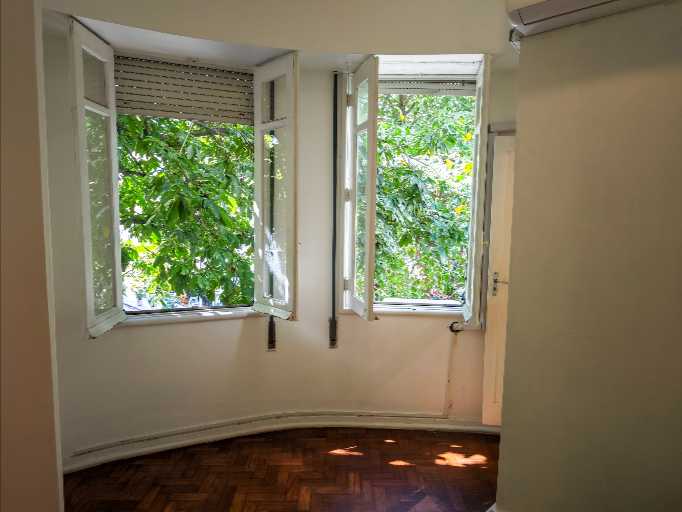 Three bedroom apartment to be renovated in the heart of Arpoador — photo 10 of 28 (apartment, Ipanema, Rio de Janeiro)