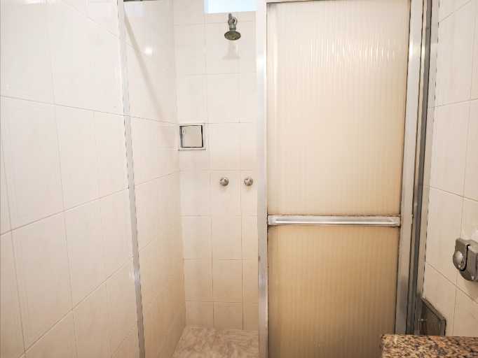 Three bedroom apartment to be renovated in the heart of Arpoador — photo 12 of 28 (apartment, Ipanema, Rio de Janeiro)